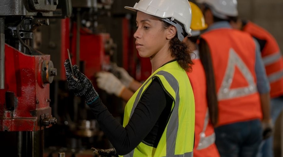 trabajando en confipetrol